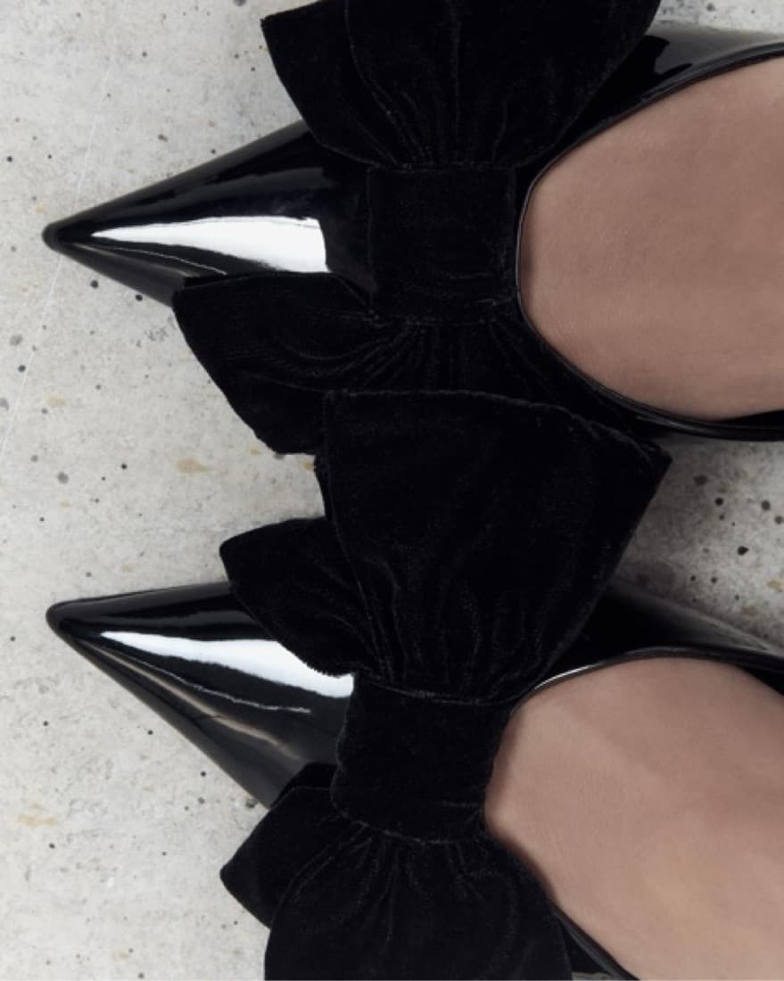 Black Heeled Mules With Bow - Image 4