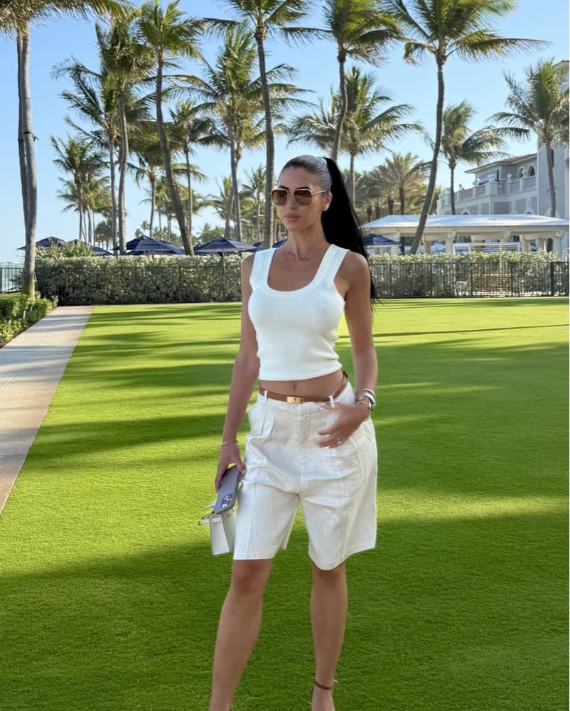 Chic White Resort Outfit - Image 1