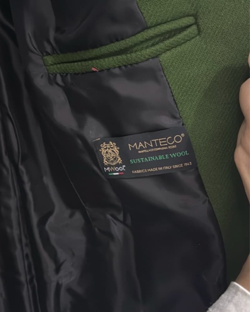 Chic Green Wool Coat - Image 3
