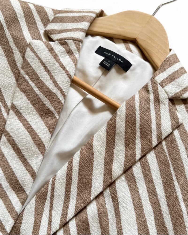 Ann Taylor Striped Linen Blazer - Image 2