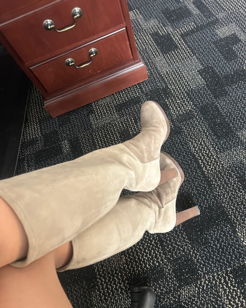 Loro Piana Elegant Suede Knee-High Boots - Image 5