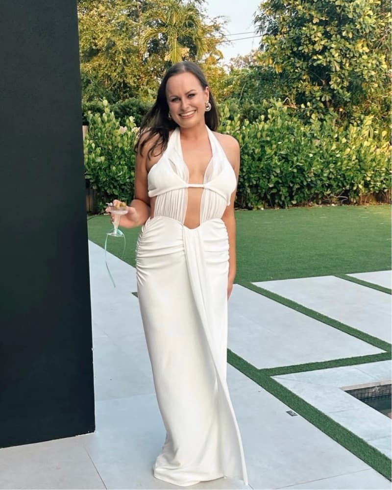 Chic Halter Maxi Dress - Image 1