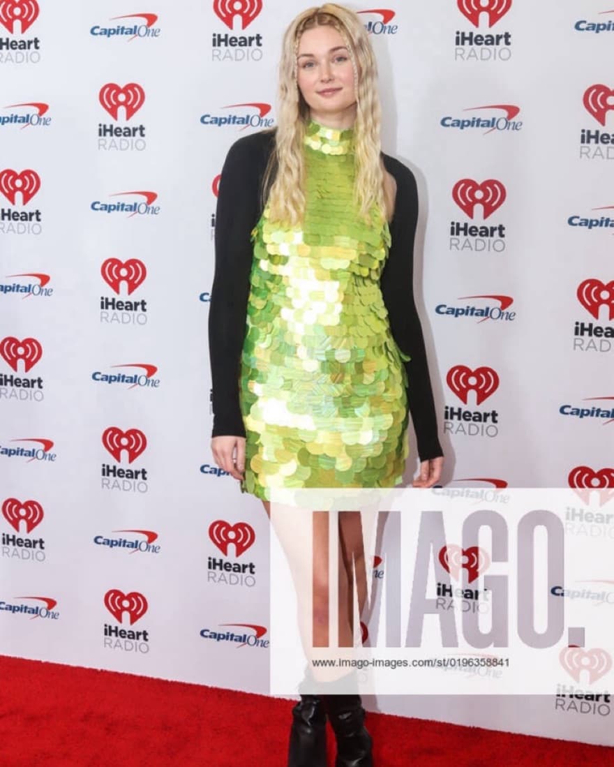 green sequin dress asos - Image 4