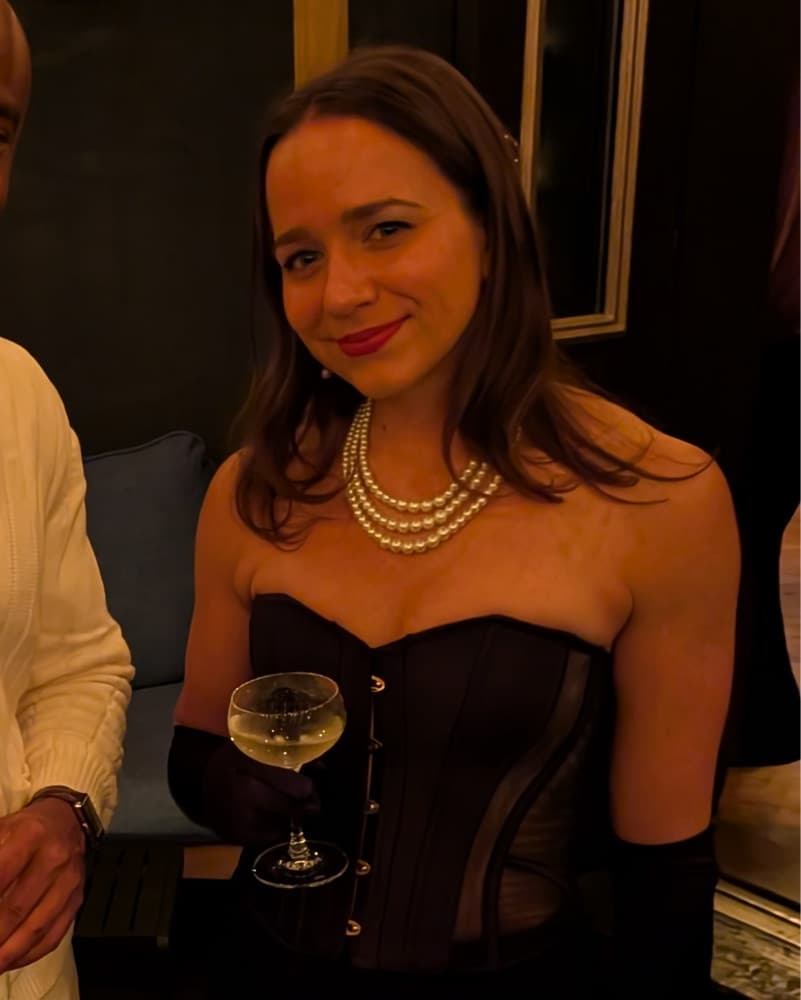 Ana Bluebella Black Corset - Image 3