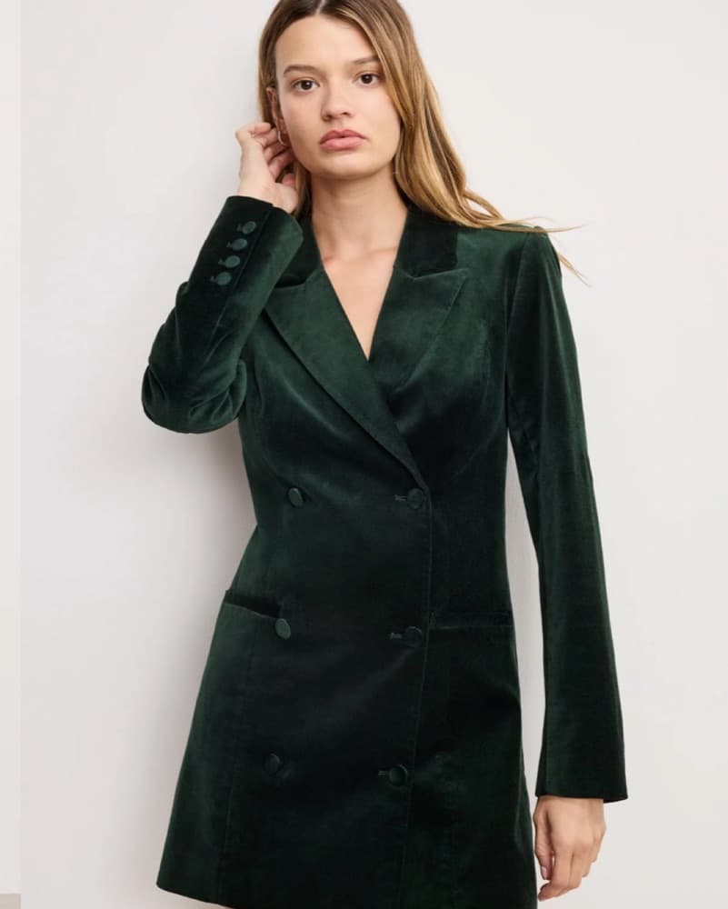 Chic Green Velvet Blazer Dress - Image 3
