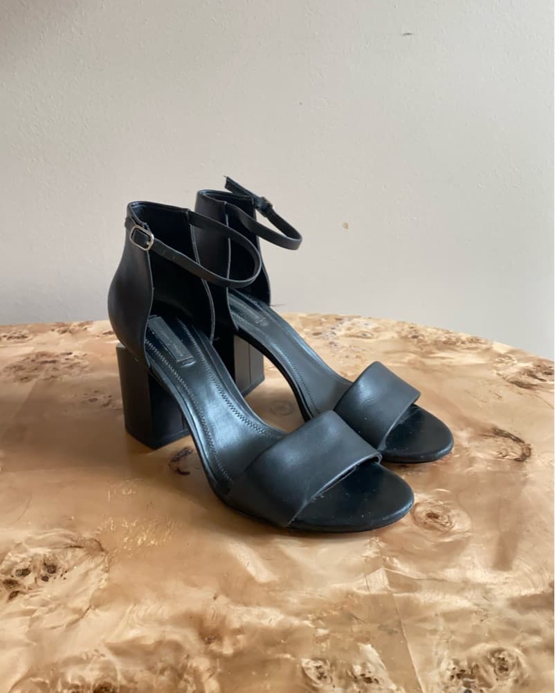 Alexander Wang Abby Leather Sandals - Image 3