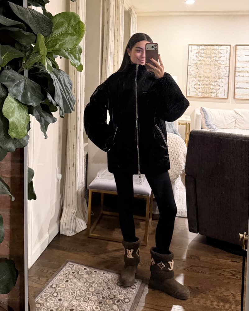 $1,960 Louis Vuitton Olive Suede Boots - Image 4