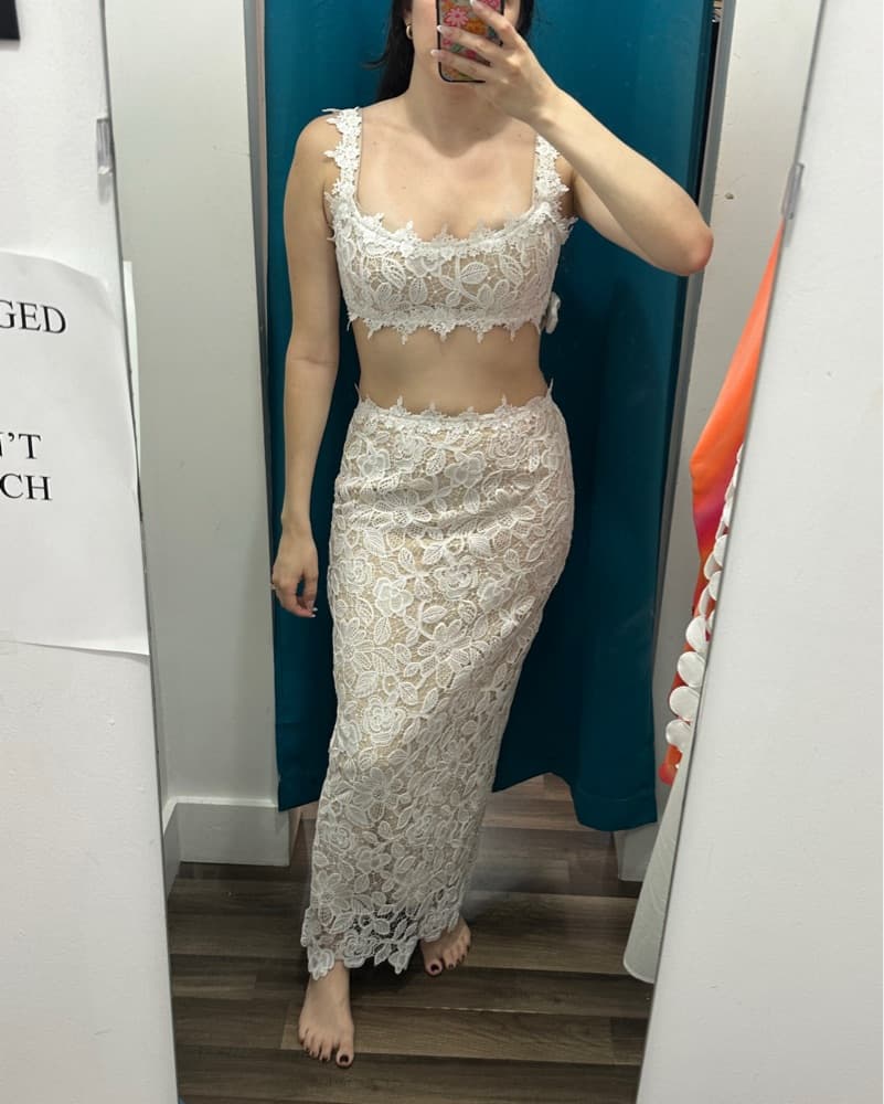 White Midi Set  - Image 4