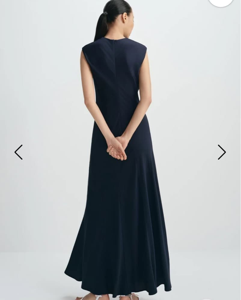 Elegant Navy Blue Maxi Dress - Image 2