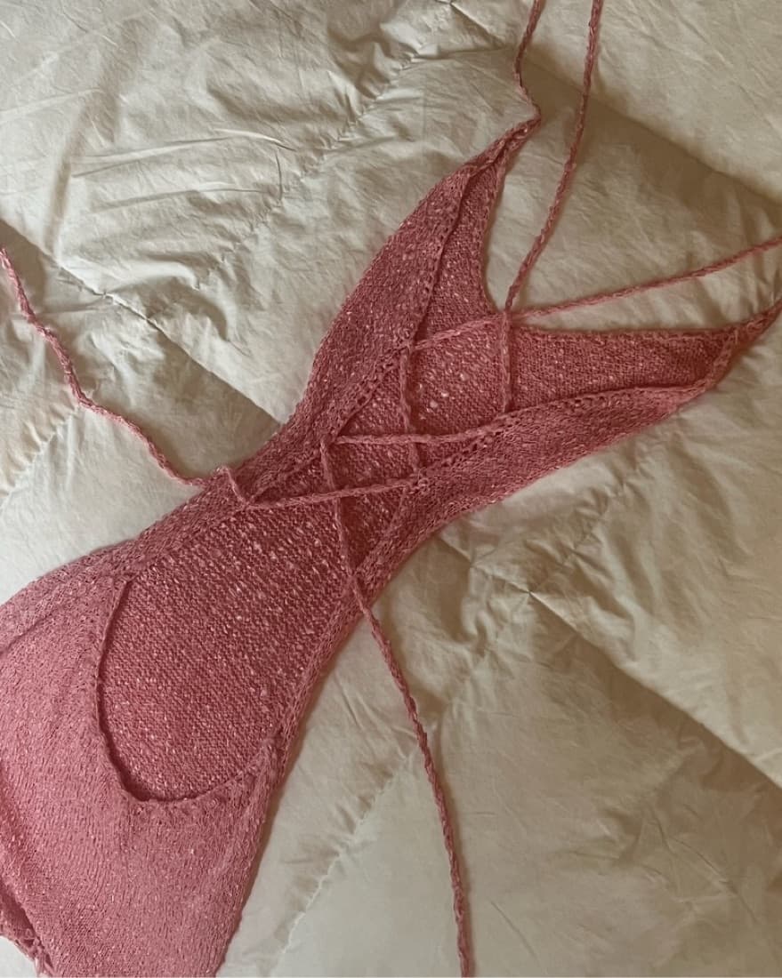 Backless Pink Dress with Fringe - Image 3