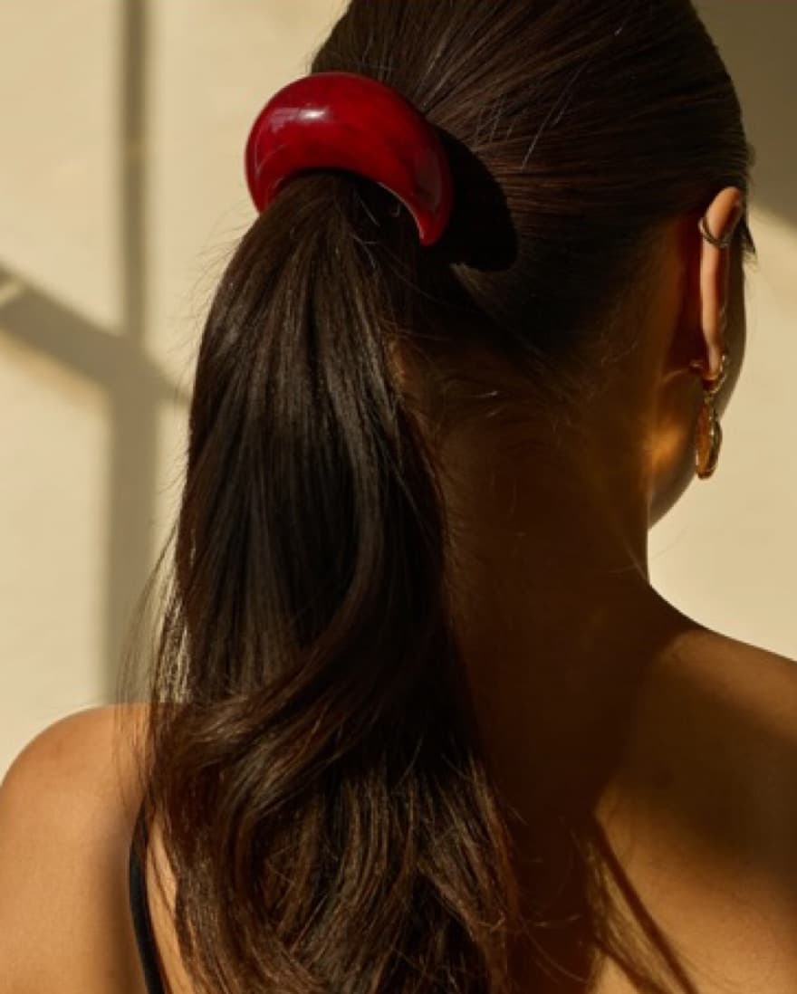 Glamorous Red Hair Accessory - Image 2