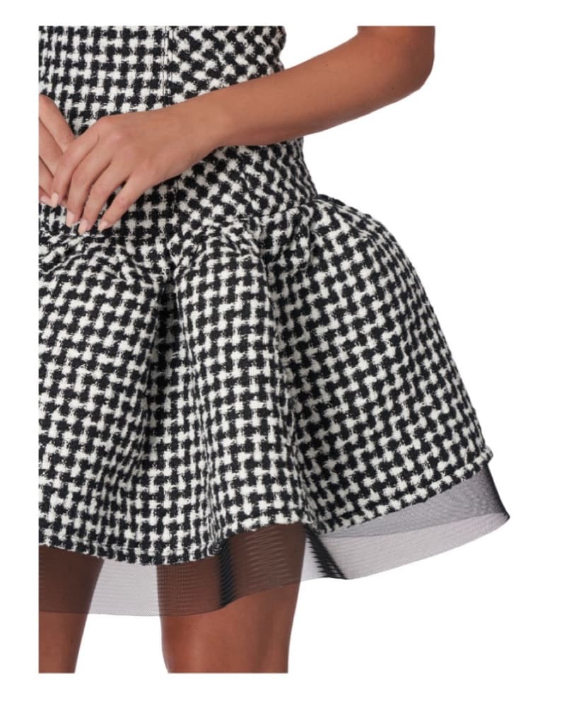 Carolina Herrera Tweed Dress - Image 4