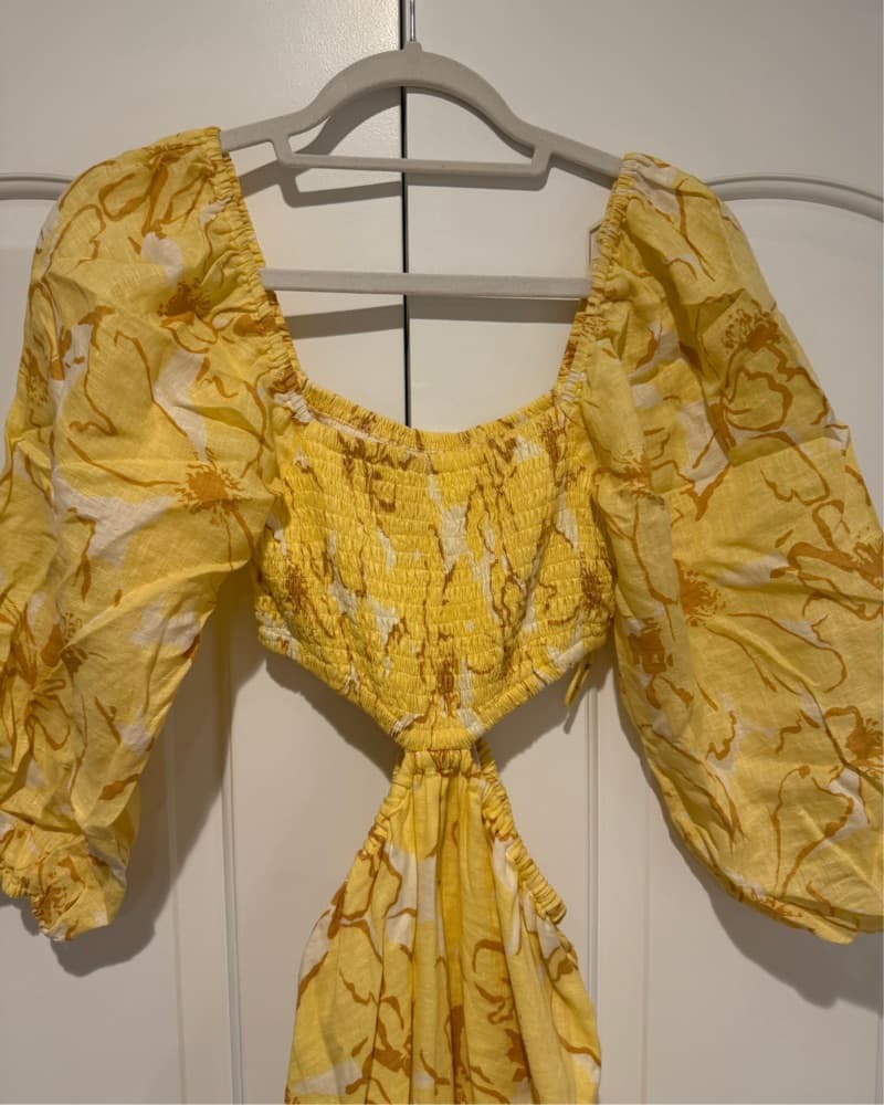 Vibrant Floral Maxi Dress - Image 3