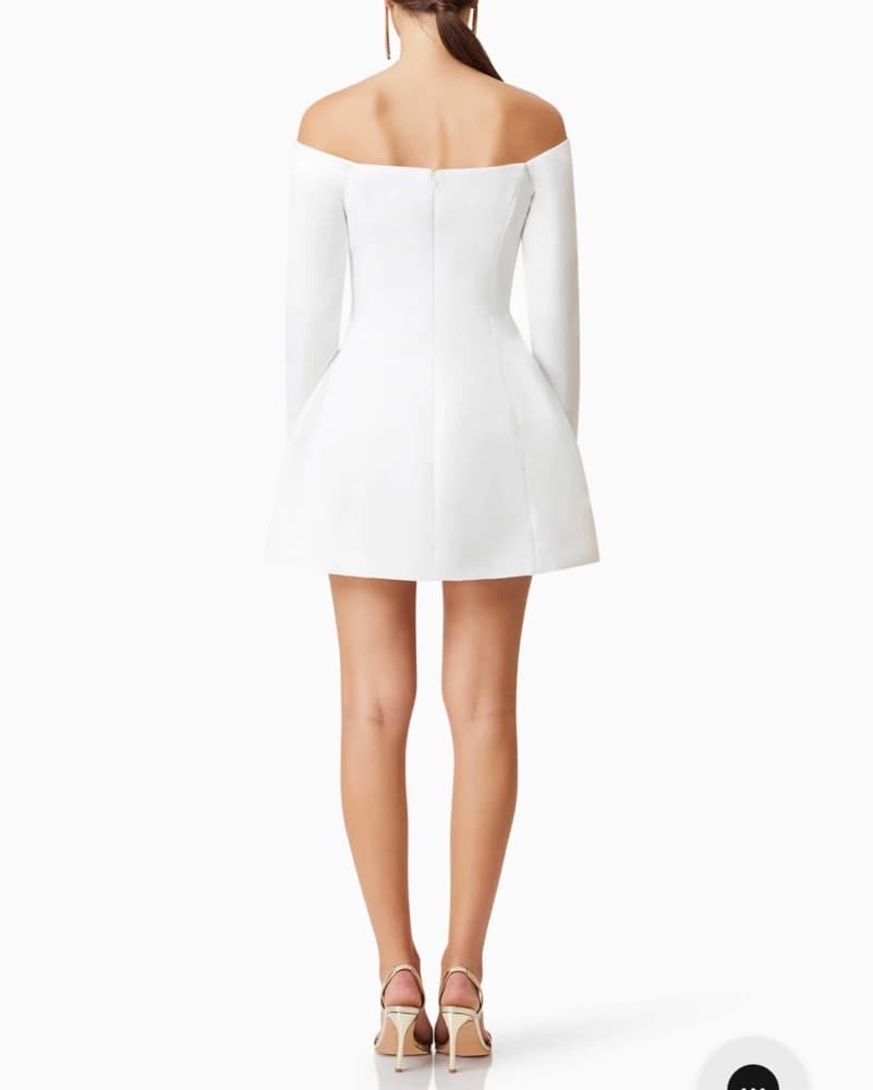 Elliatt Vida Off Shoulder Mini Dress - Image 3