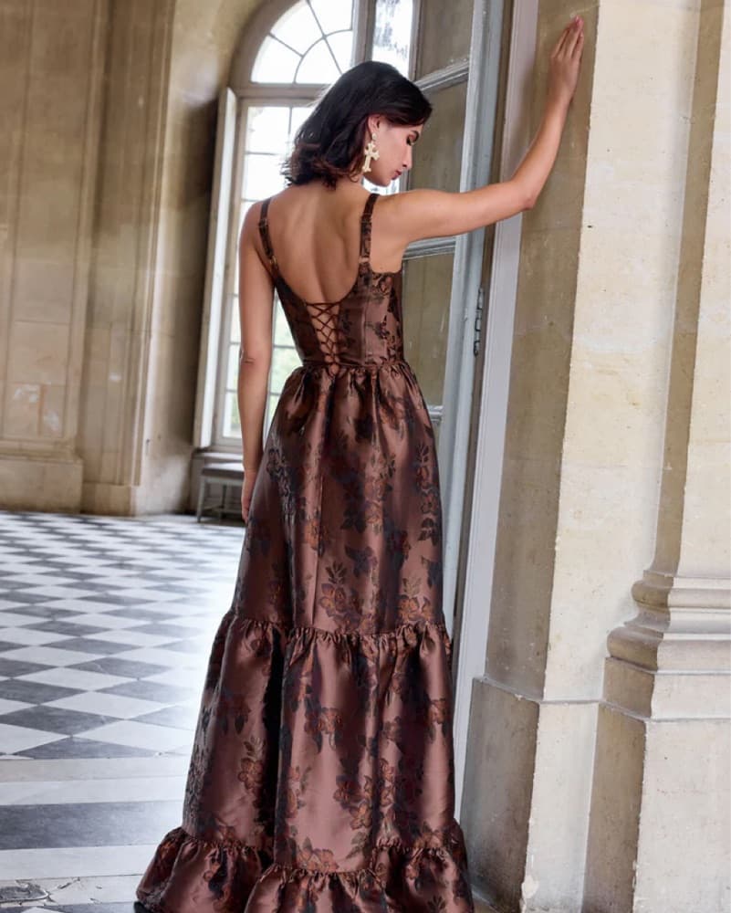 THE AVERY DRESS V CHAPMAN - Image 2