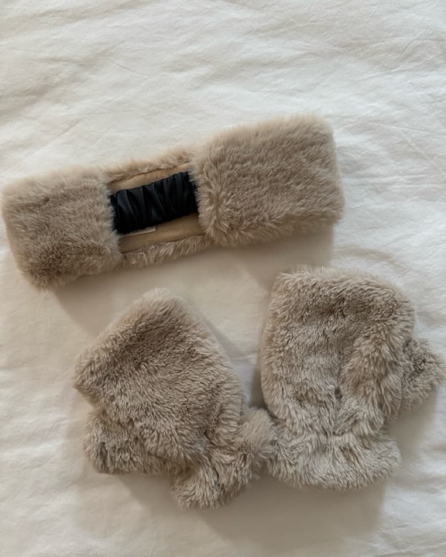 Apparis Headband & Mittens  - Image 5