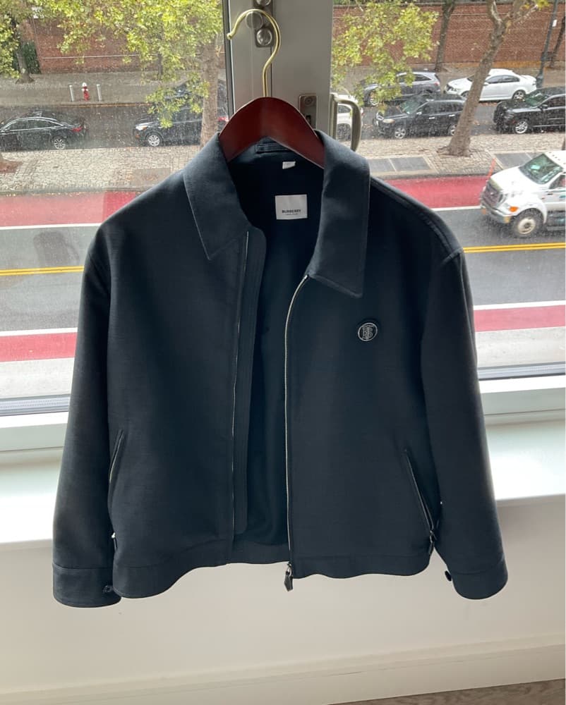 Chic Burberry Jacket - Image 2