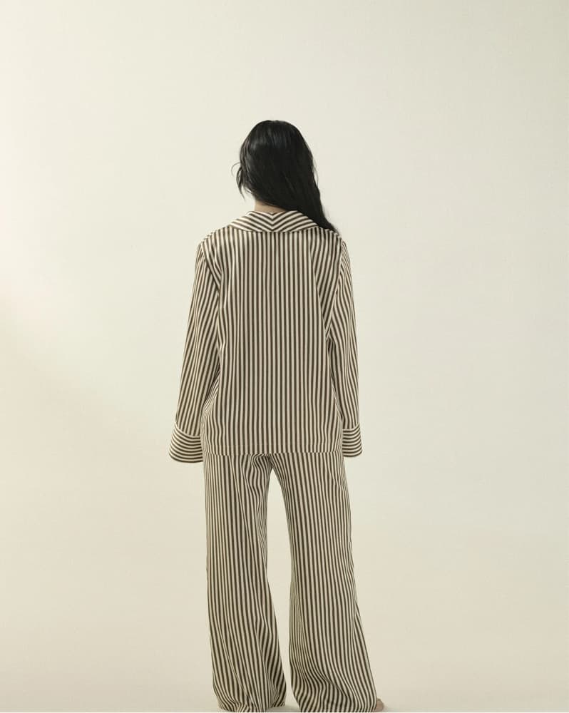 Laugerie Winselt Pjamas — Stripe - Image 4