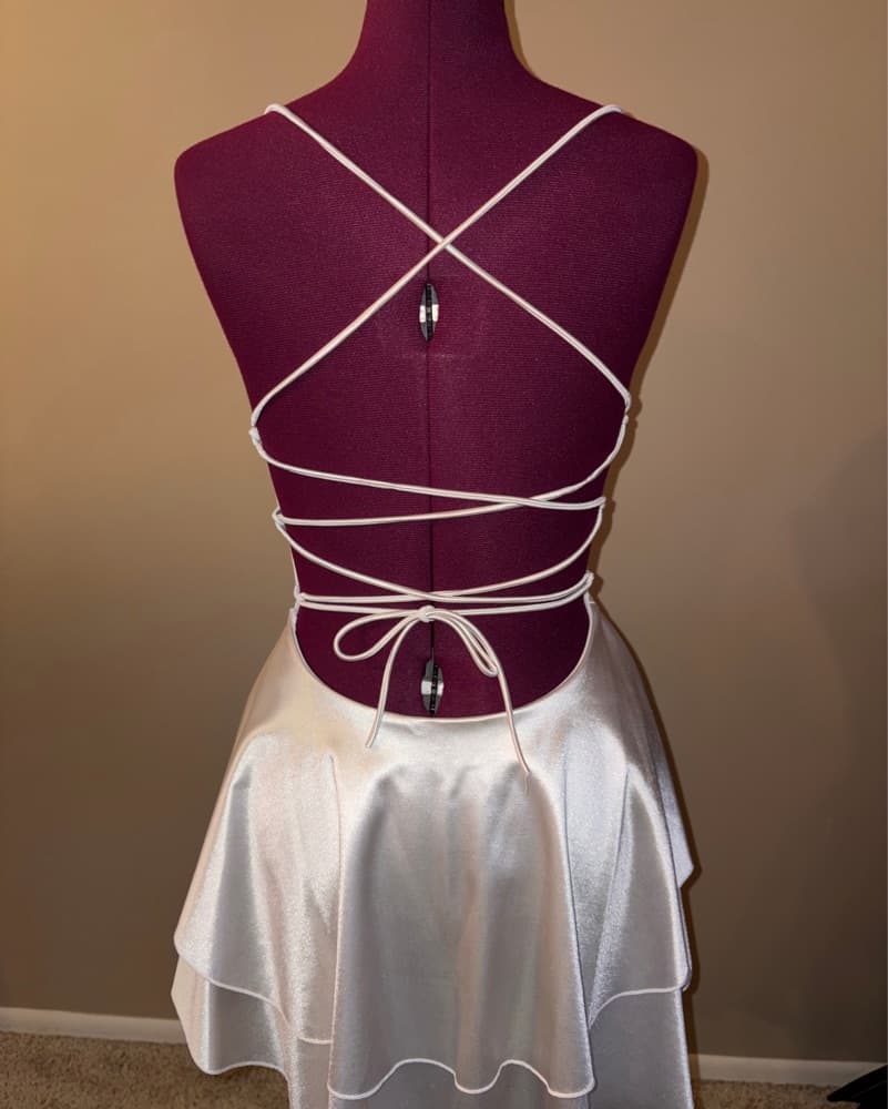 Luxurious Satin Cocktail Dress - Image 2