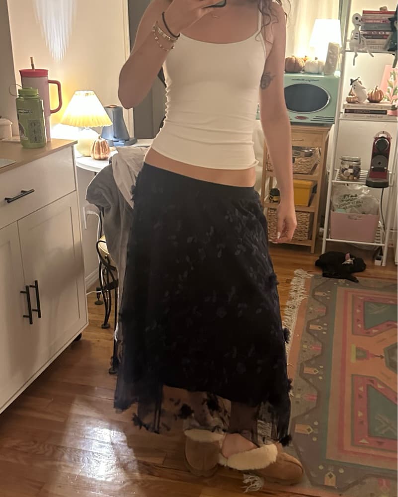navy textured floral skirt - Image 1