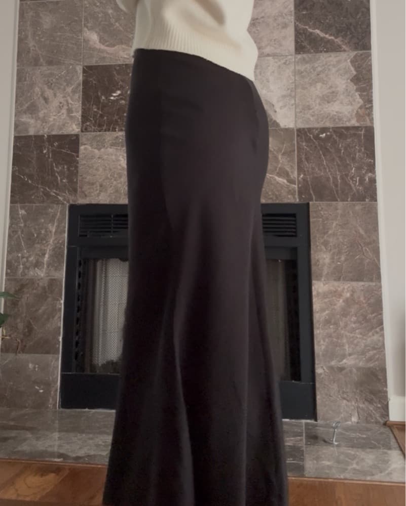 Black A-line Silk Skirt - Image 6
