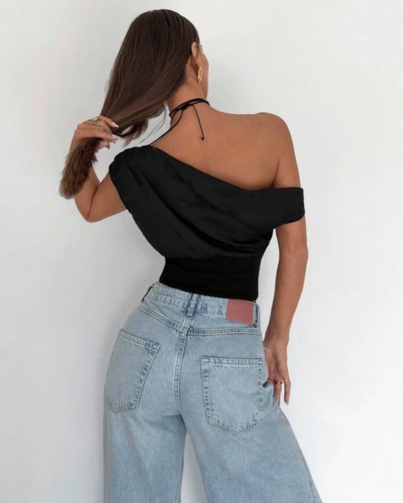 Chic Black One-Shoulder Top - Image 5