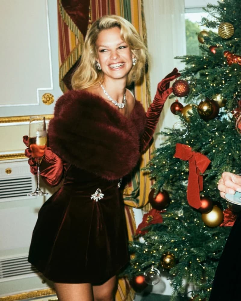 Simone Velvet Dress - M - Image 3