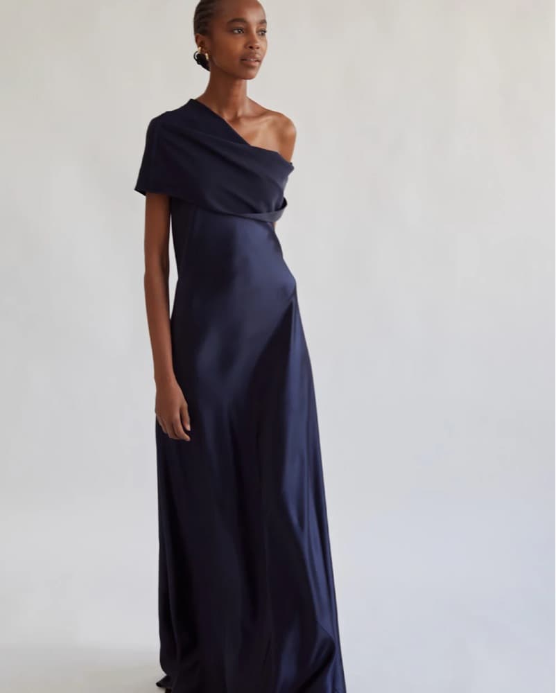 Stunning Black Tie Gown By Heirlome - Image 3