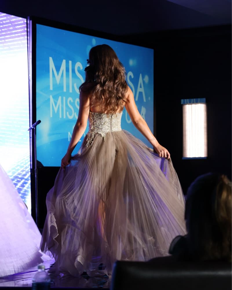 Straple Dimond Gown with Thigh-High Slit - Image 2