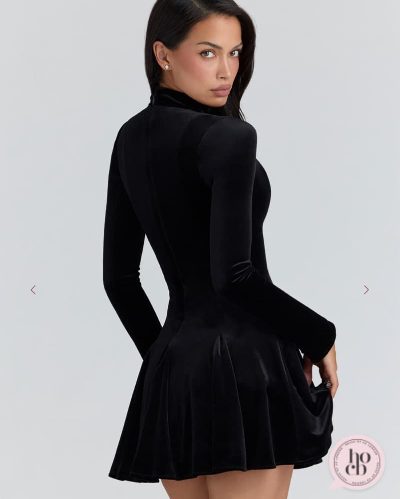 Elegant Velvet Dress - Image 2