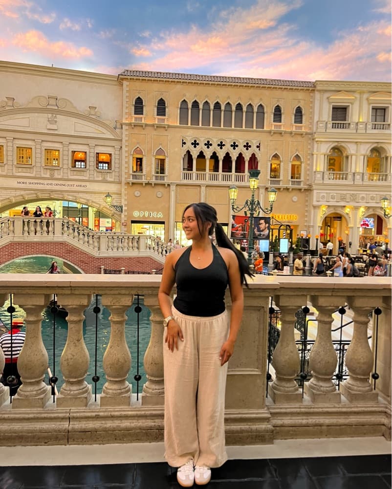 Chic Desert Adventure Outfit - Image 1