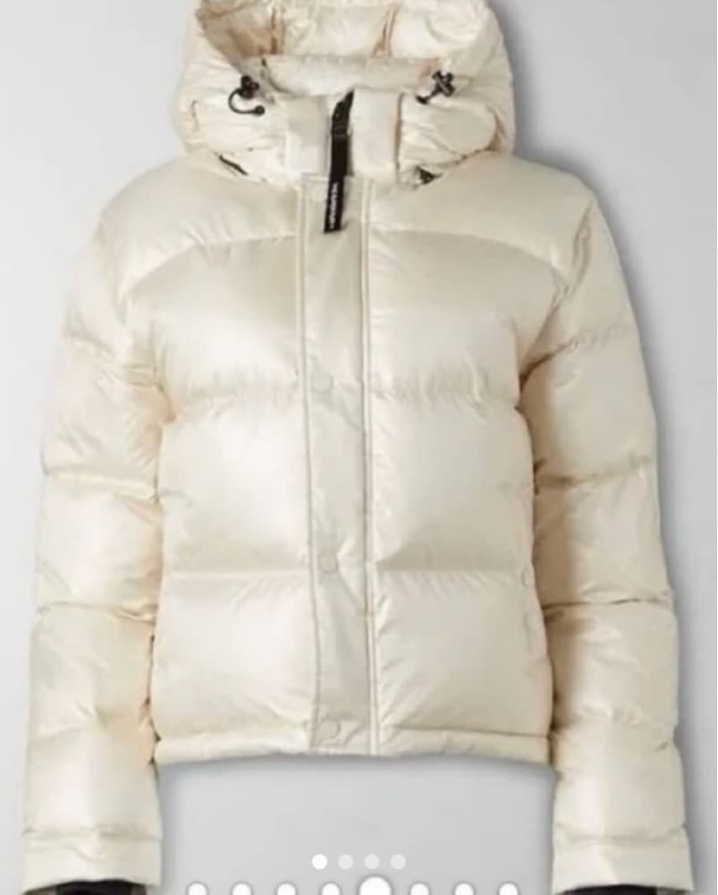 Bundle: Aritizia Jacket And Frankies Set - Image 1