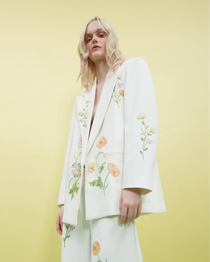 La Fuori Floral Beaded White Blazer - Image 2