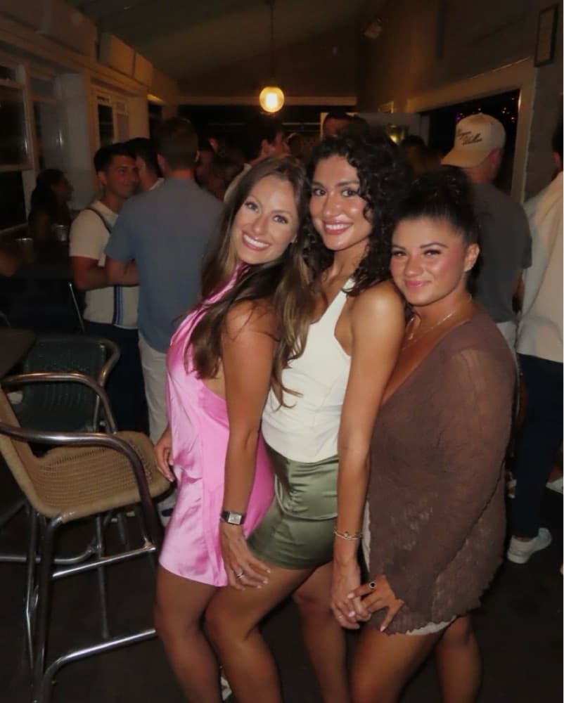 Show Me Your Mumu - Image 1