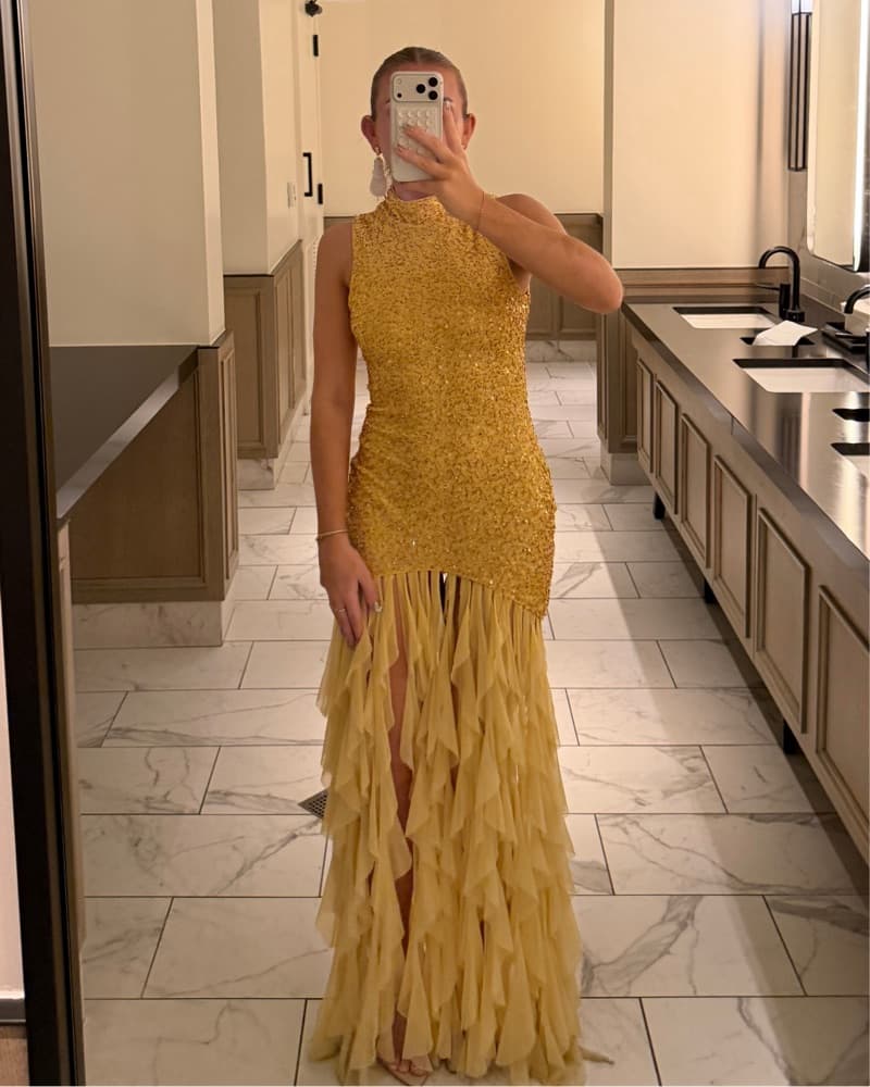 Sparkly Yellow Textured Dress  - Image 4