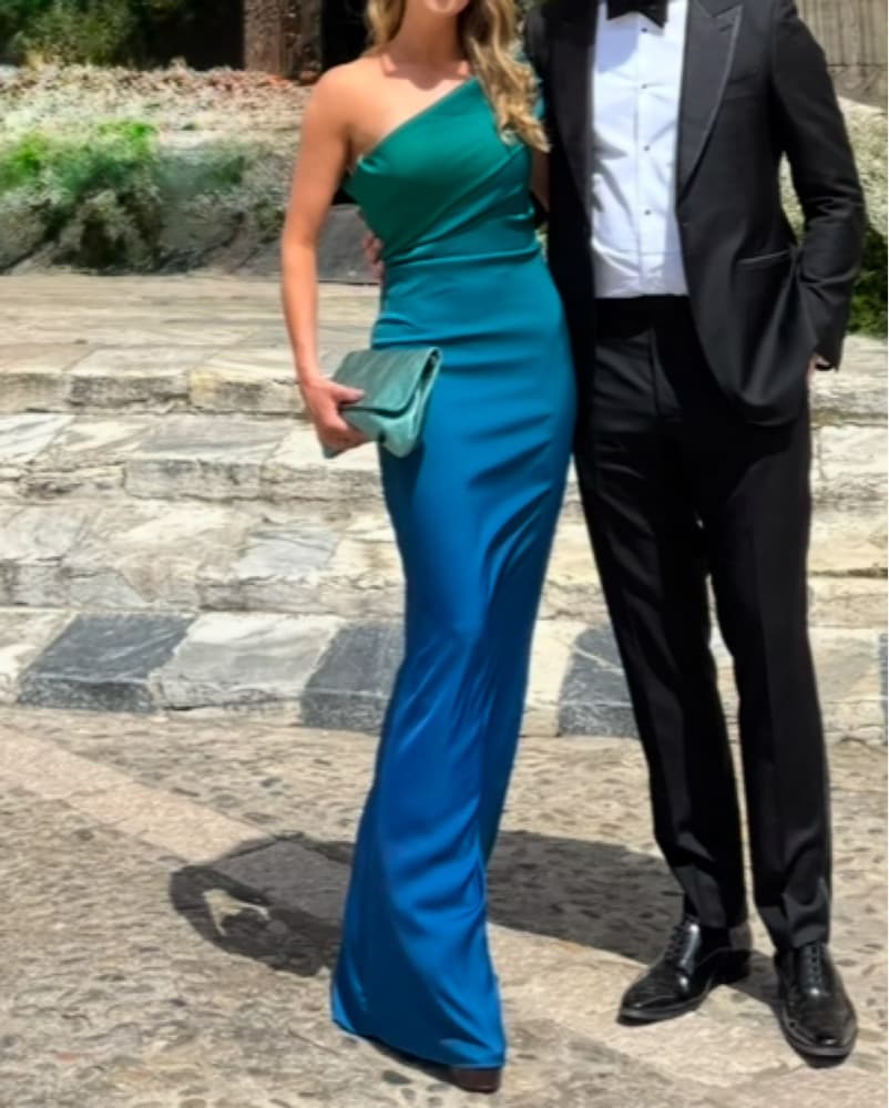 Lady Pipa Ombre Teal To Blue Gown - Image 2