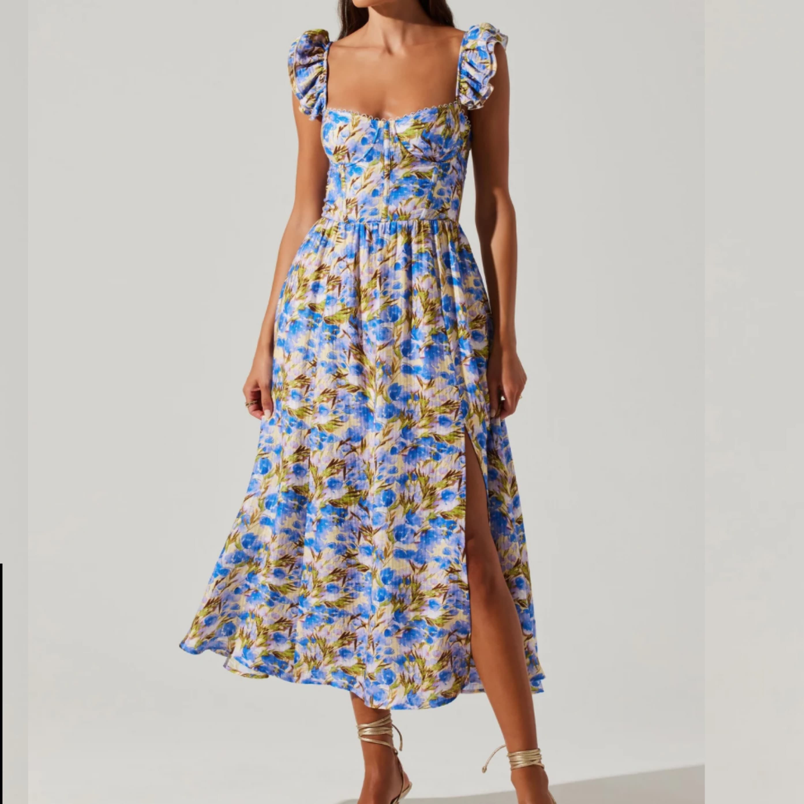 Astr The Label Floral Midi Dress - Image 1