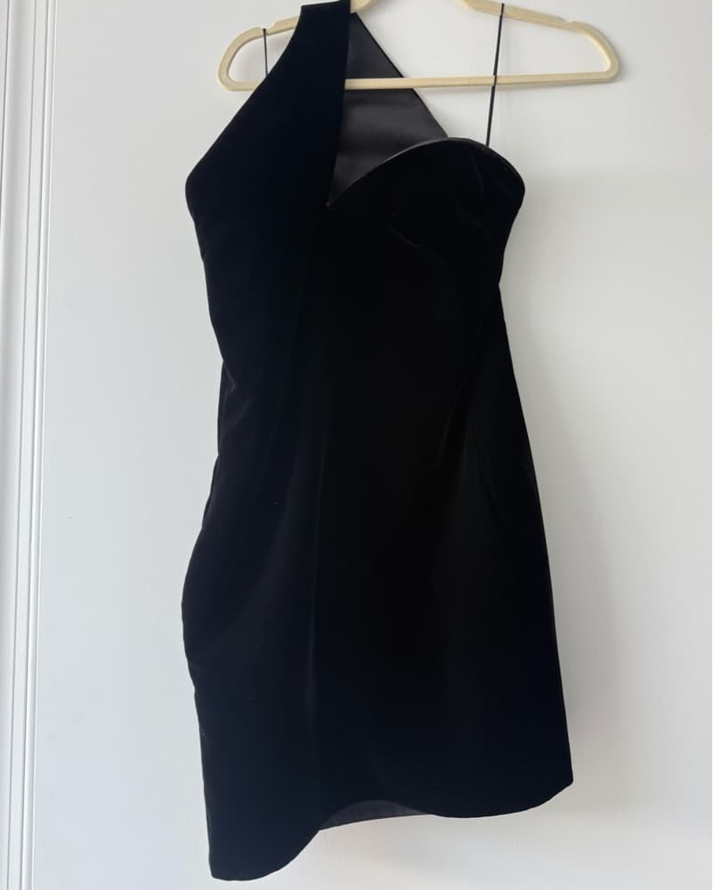 Saint Laurent One Shoulder Velvet Mini  - Image 4