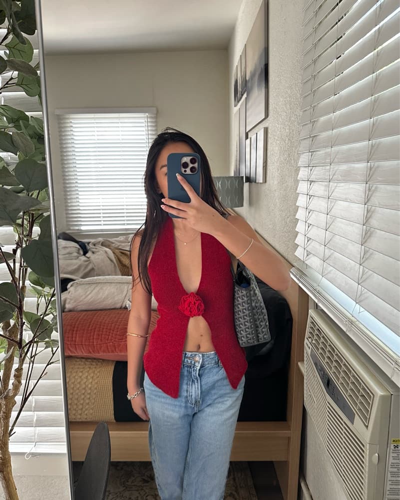 With Jean Red Rose Top - Image 1