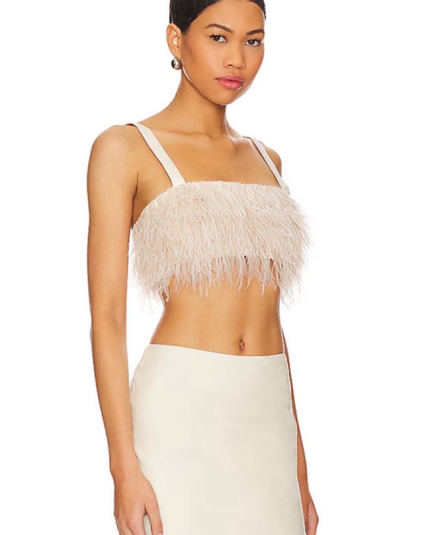 Revolve Feather Set - Image 4
