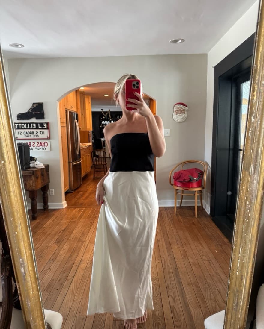 Elegant Ralph Lauren Strapless Gown - Image 5