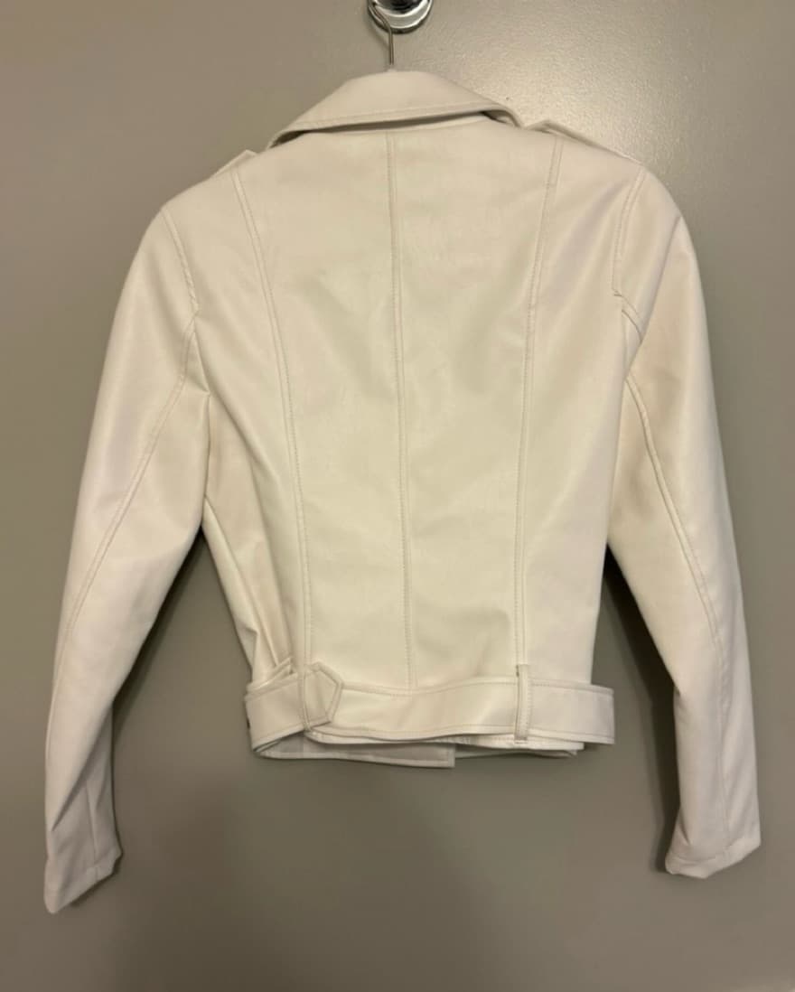 Superdown White Faux Leather Moto Jacket - Image 4