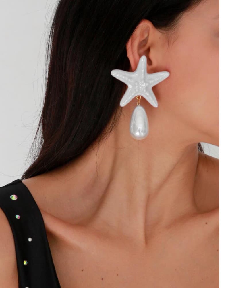 Julietta Starfish Earrings | Coastal Chic Jewelry, Shell Earrings, Bridal Earrings, Beachy Earrings - Image 1
