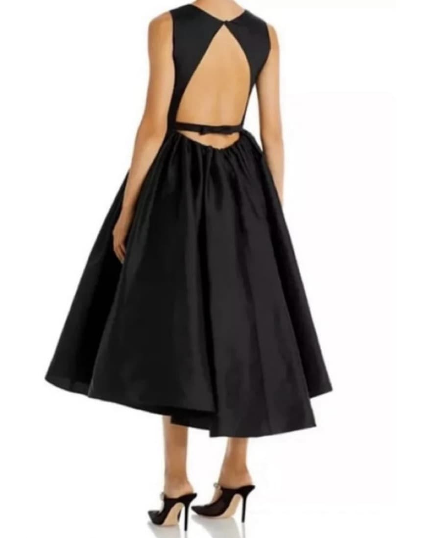 Elegant Black Taffeta Dress - Image 1
