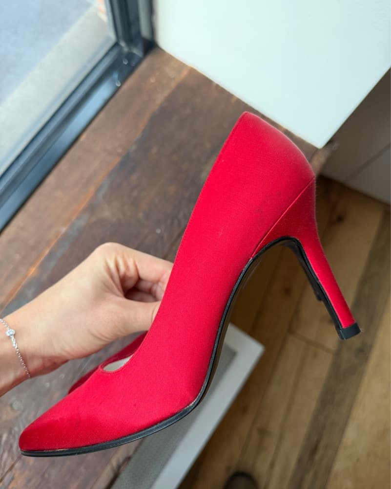 Vintage Stuart Weitzman Heel  - Image 2