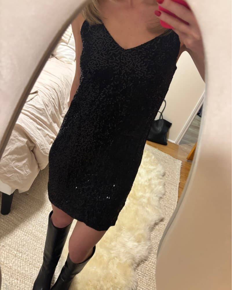Aqua Glamorous Sequin Black Dress - Image 3