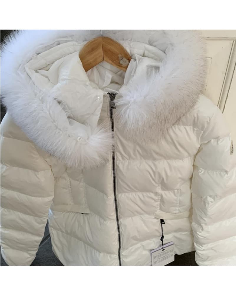 Moncler White Puffer Coat Fox Fur Large - Image 4