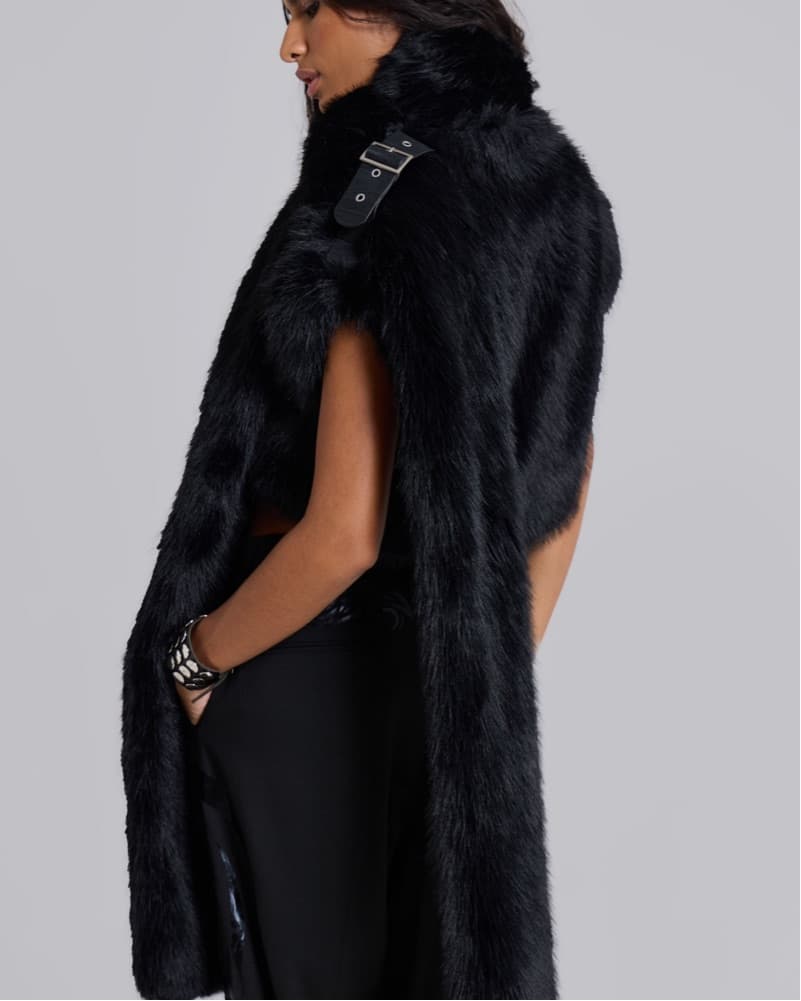 Jaded London Saskia 2in1 Faux Fur Shrug - Image 6