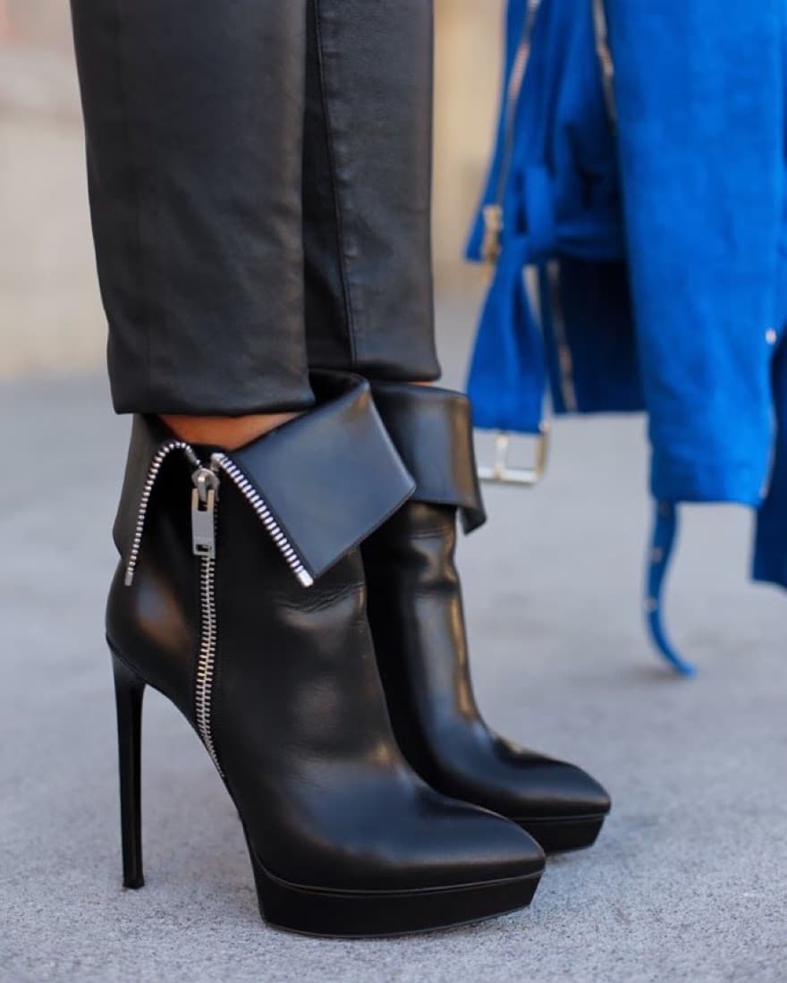 Saint Laurent Janis Zipper Stiletto  - Image 2