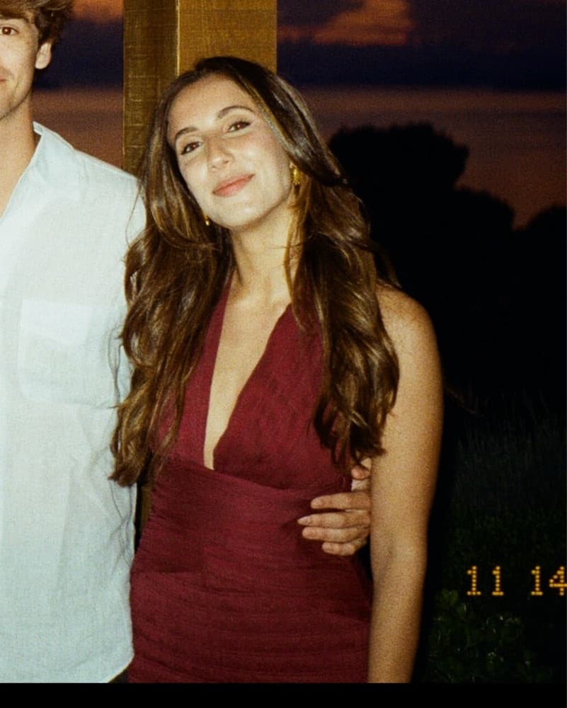 Wine dress with plunge V neck - Image 4